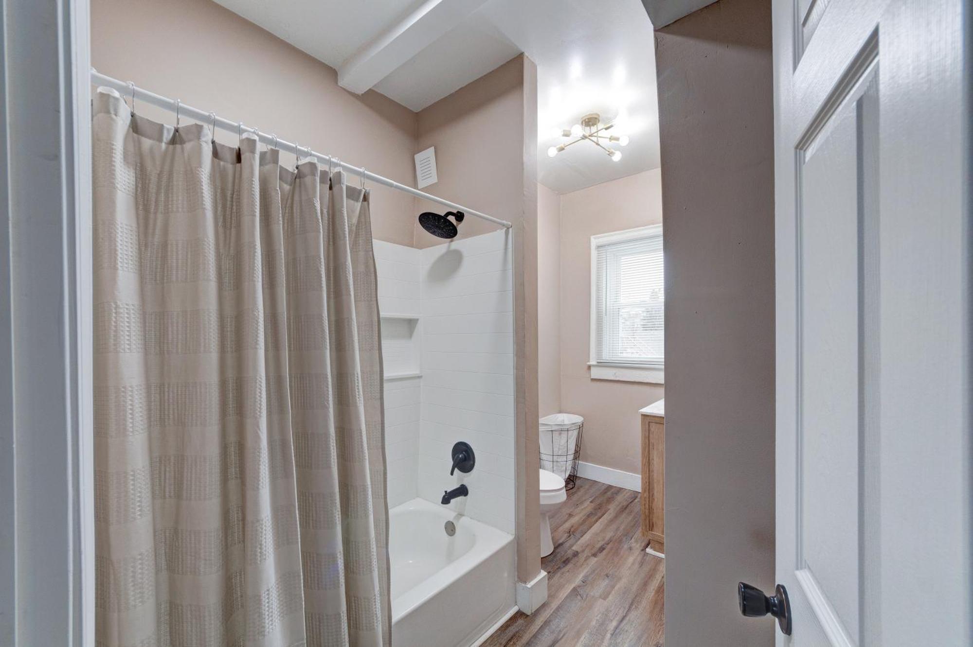 Prime 2Br Gem, Near Convention Hub! Apartment Indianapolis Ngoại thất bức ảnh